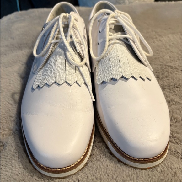 White Leather Women’s Golf Shoes - Picture 2 of 3